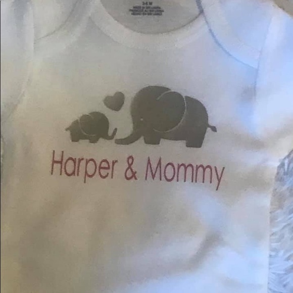 Personalized onesies - Picture 3 of 3